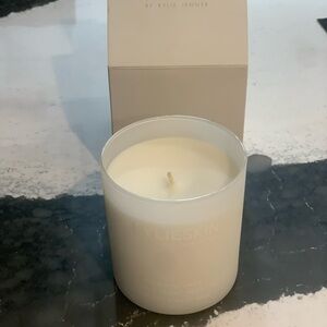 Kylie  Holiday
Snow Pine Candle